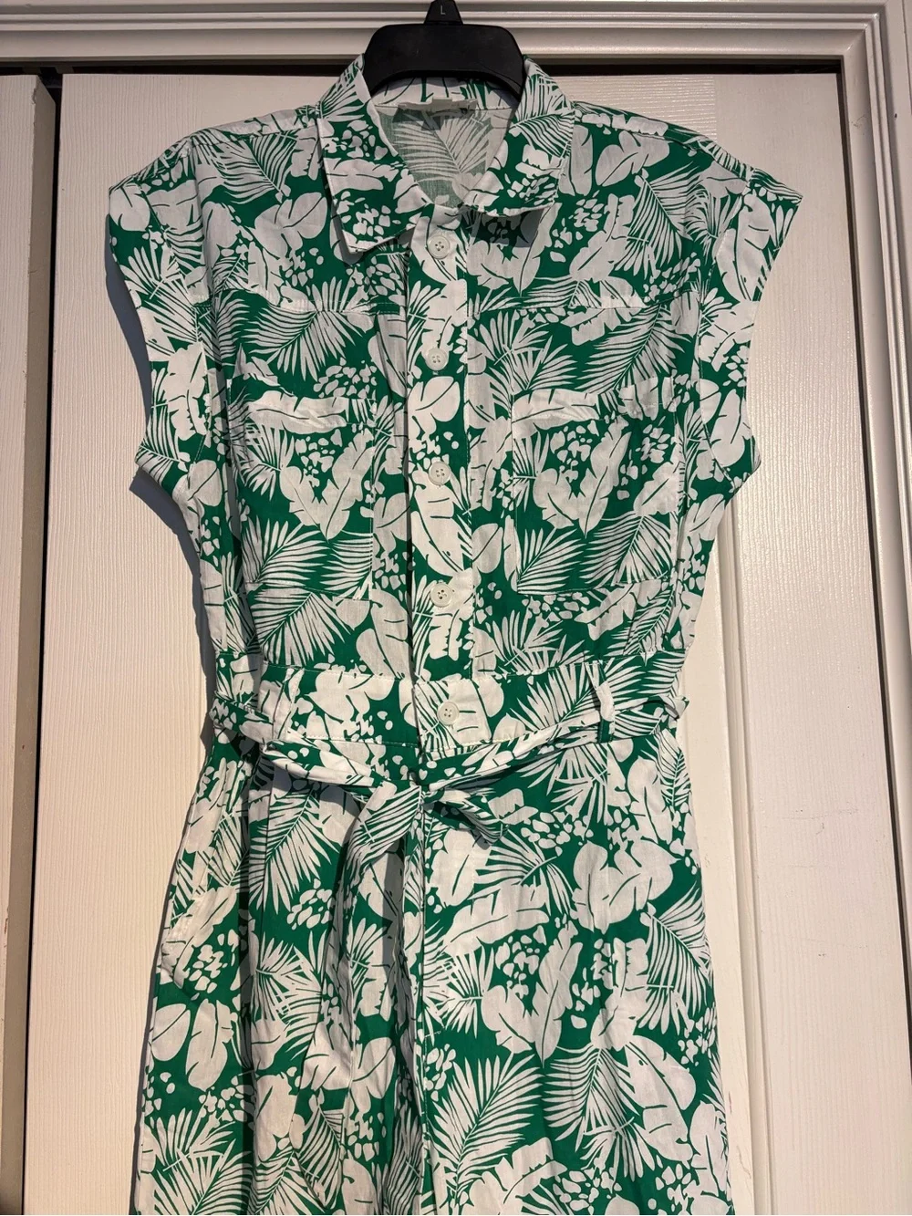 Green & White Tropical Print Tie-Waist Jumpsuit